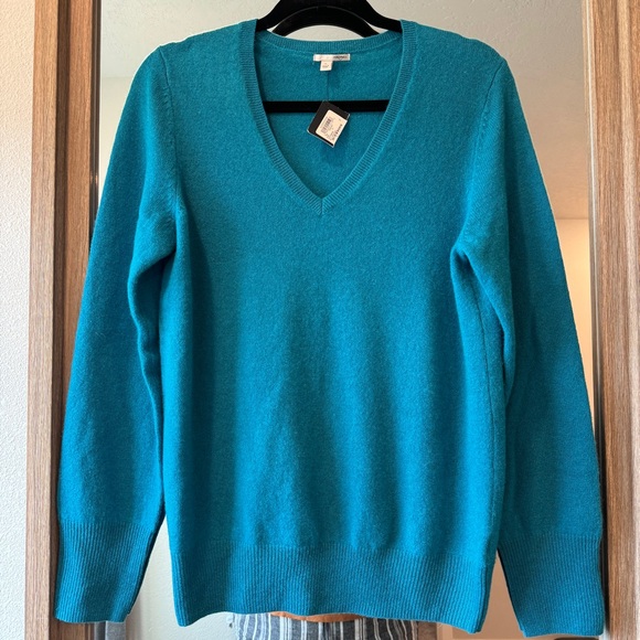 Halogen Sweaters - NWT Halogen Womens 2 Ply 100% Cashemere V-Neck Sweater Size XL Turquoise Blue